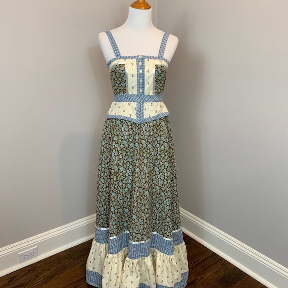 Selling My Ginormous Clothing Collection! - Picture 12 of 16